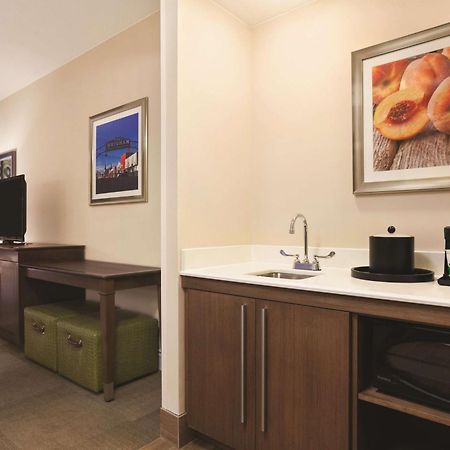 Hampton Inn Бригам-Сити Экстерьер фото