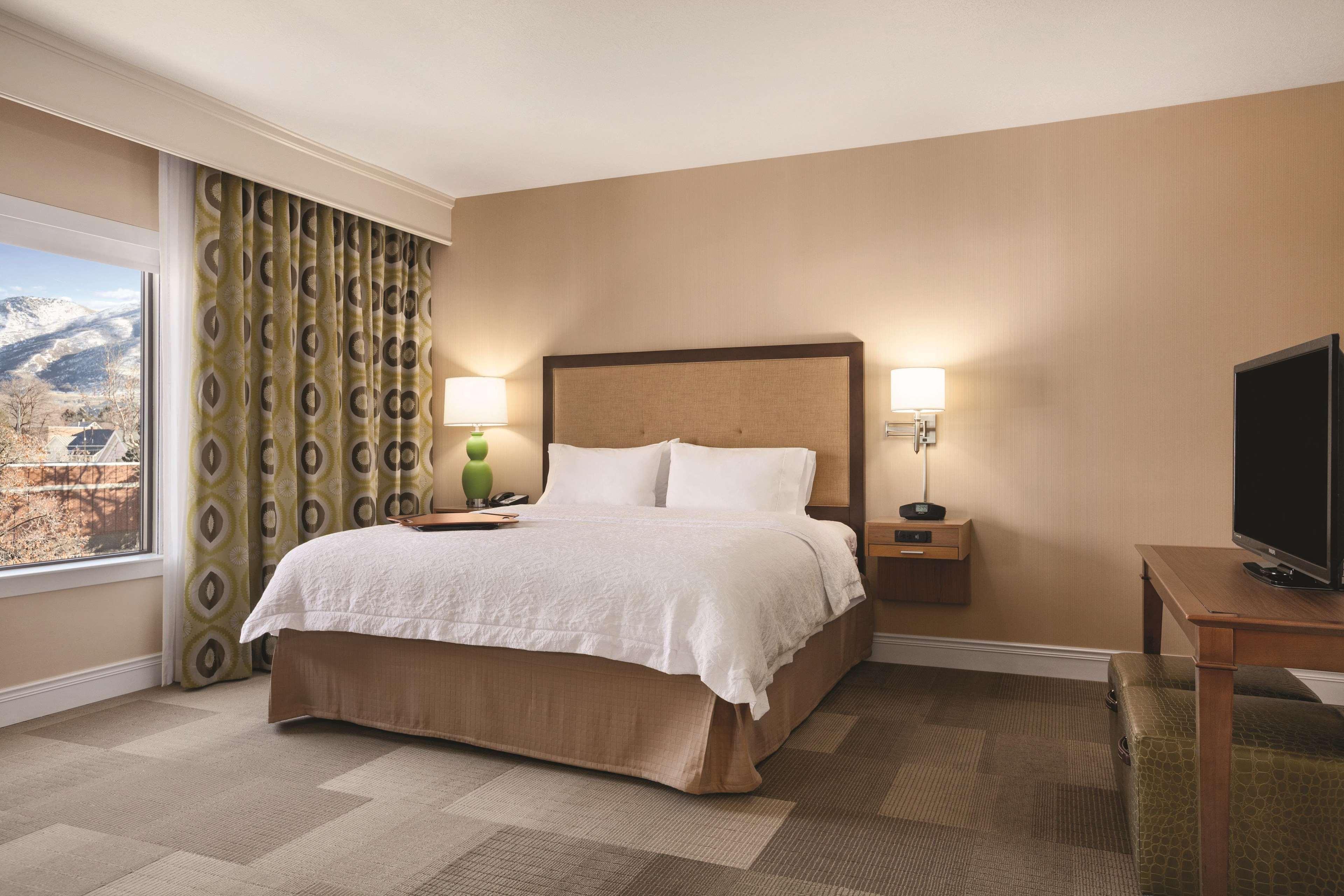 Hampton Inn Бригам-Сити Экстерьер фото
